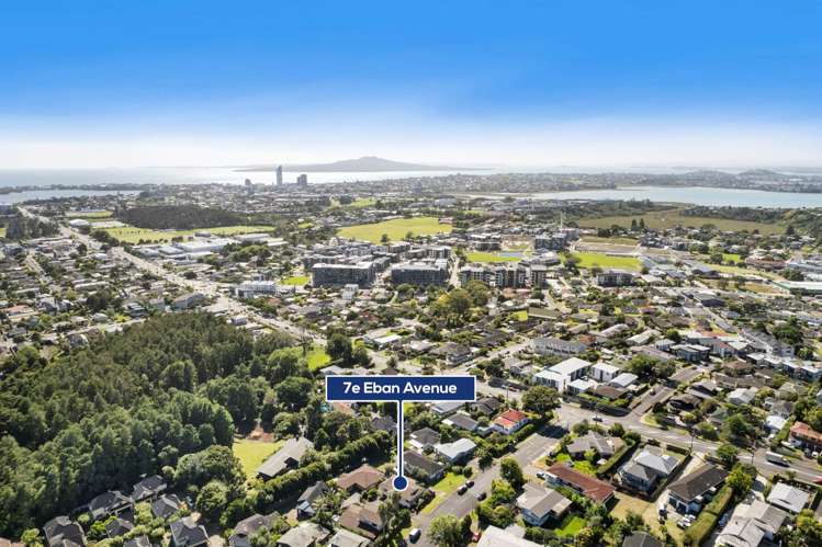 3/7 Eban Avenue Hillcrest_18