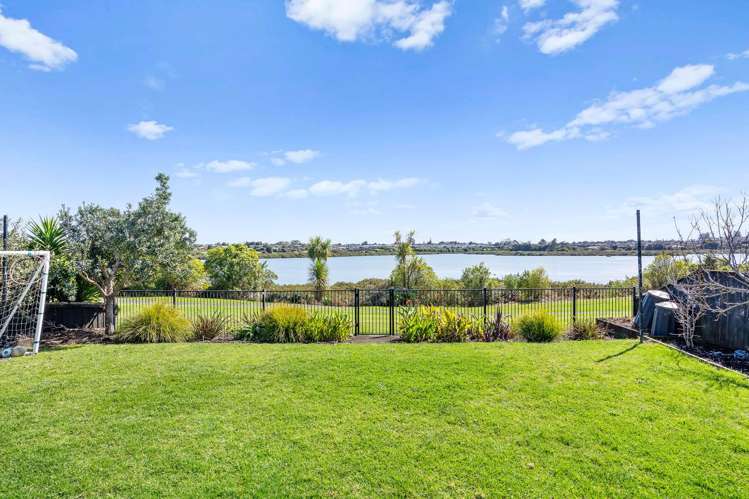 43 Aberdeen Crescent Wattle Downs_26