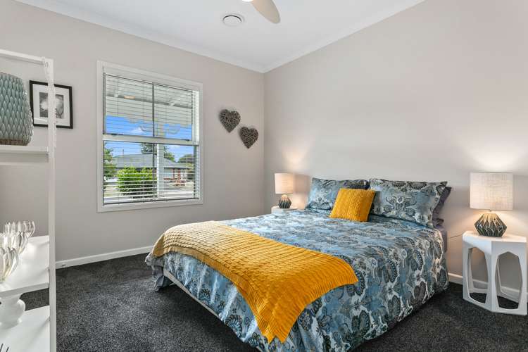 78 Amelia Place Leamington_10