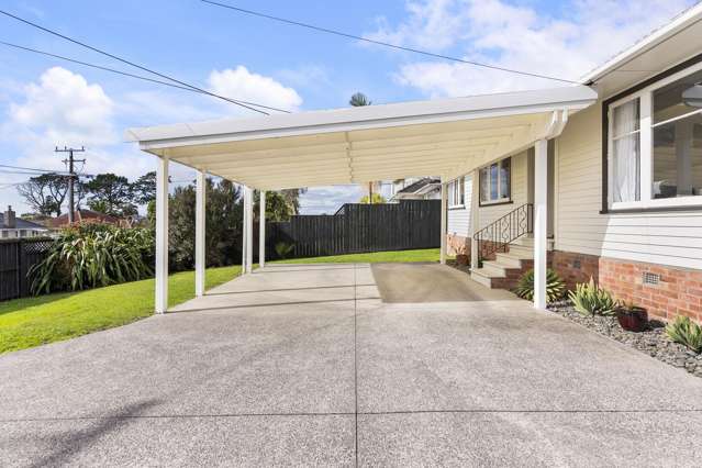 13 Ayrton Street Te Atatu South_2