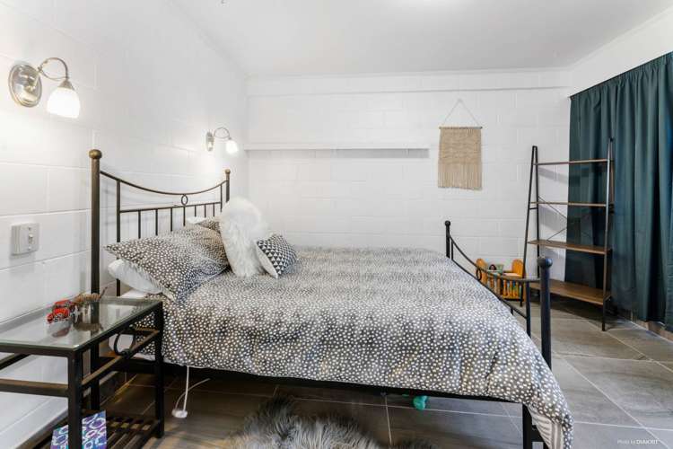 1/59 Glenmore Road Sunnyhills_24