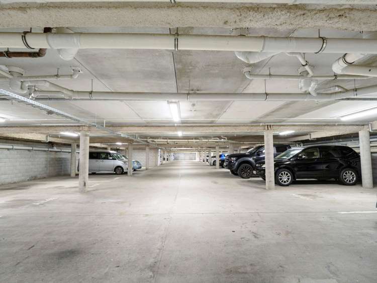 1E/30 Westward Ho Glen Eden_13