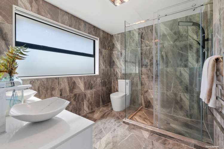 13 Hakinakina Drive Flat Bush_17