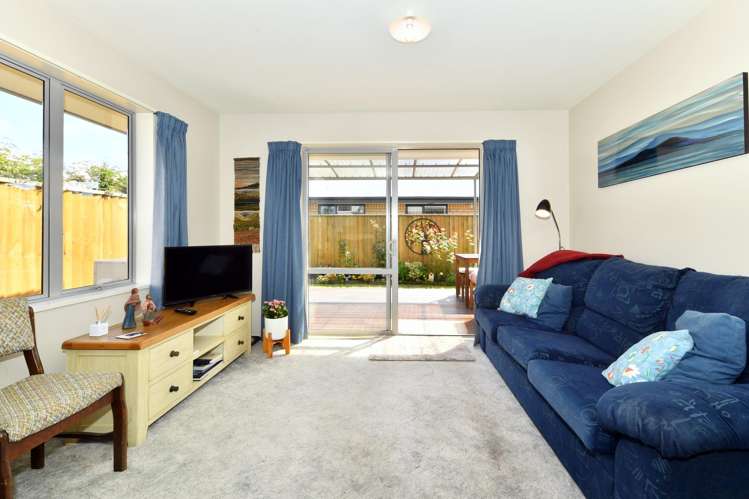 33 Hornbrook Street Waltham_13