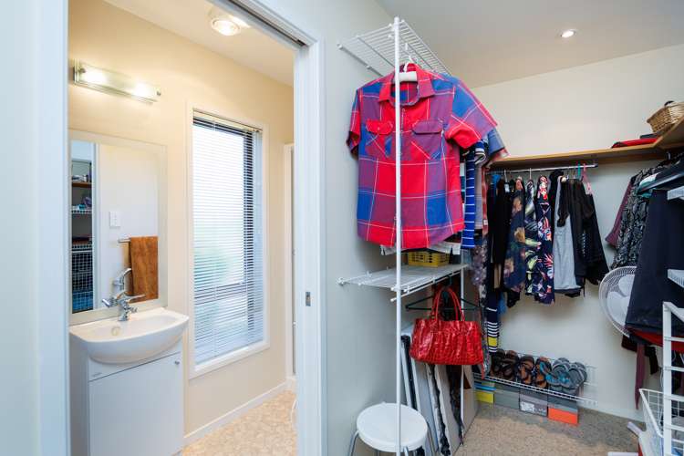 1078 Roberts Line Bunnythorpe_12