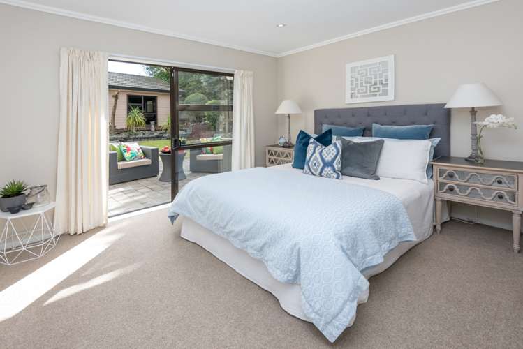 11 Woodview Rise Botany Downs_10