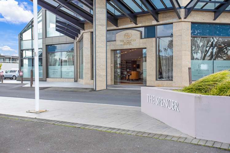 9-17 Byron Avenue Takapuna_18