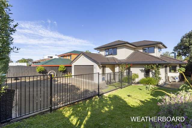 14a Bradbury Road Botany Downs_1