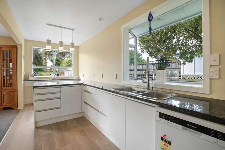 19 Walton Road Paraparaumu Beach_5