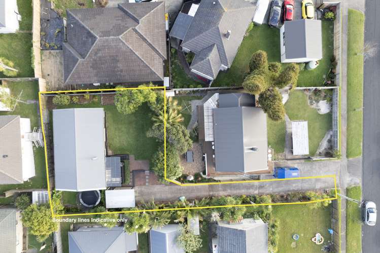 1/15 Blacklock Avenue Henderson_13