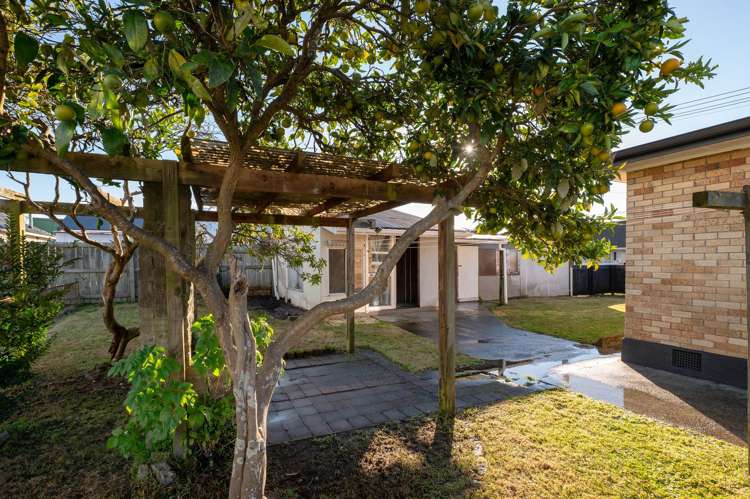 1 Kevin Street Glenholme_13