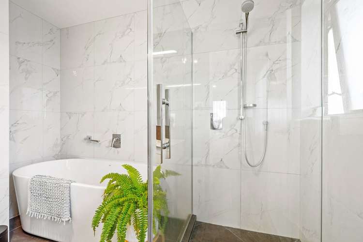 1 Crompton Place Orewa_10