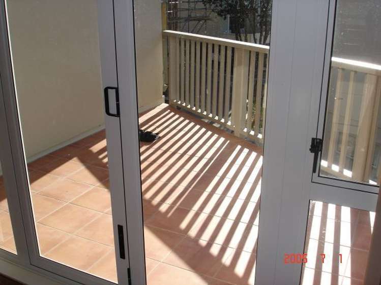 18/43 Nairn Street Mount Cook_7