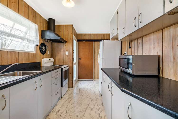 58 Moncrieff Avenue Clendon Park_6