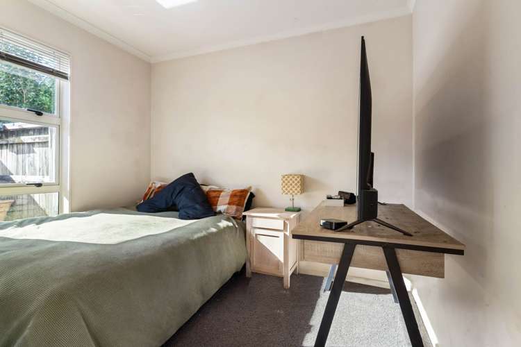 4 Verdale Circle Glen Eden_9