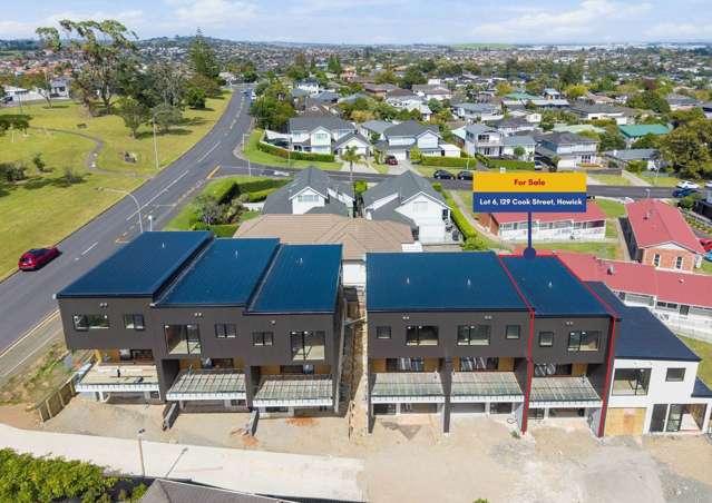 Smart Living Just Moments from Howick Village