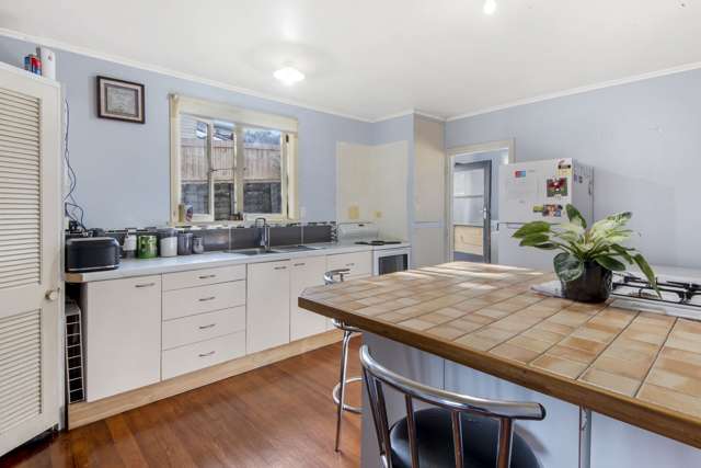 11 Lewis Street Kaiti_2