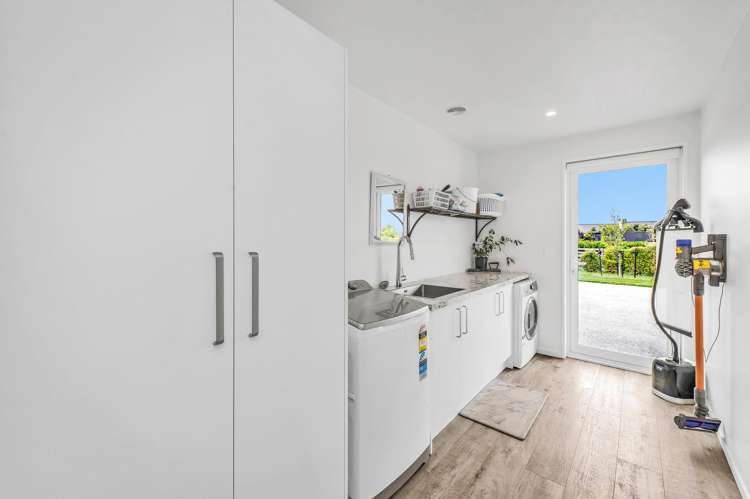 56 Verdeco Boulevard Lincoln_30