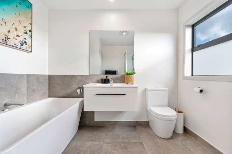 34 Orion Drive Welcome Bay_12