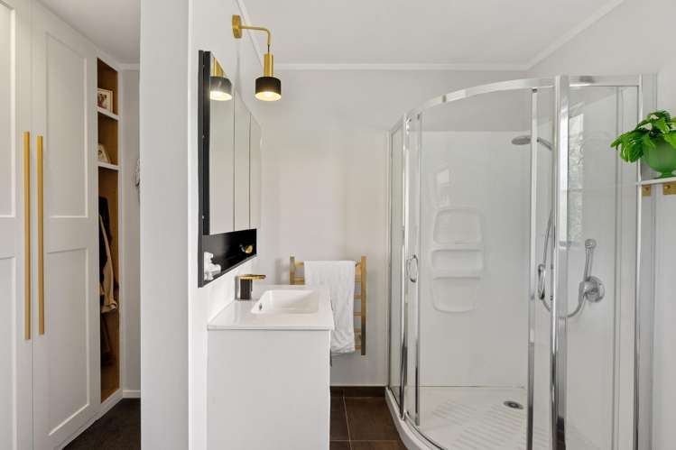 106 Maclaurin Road Hexton_13