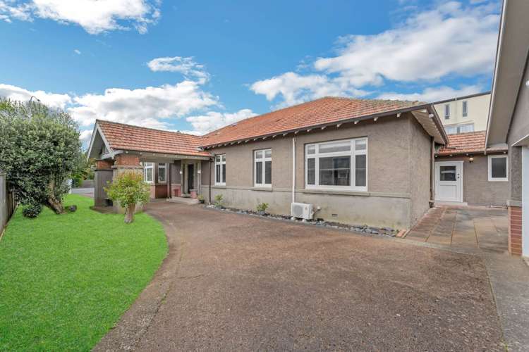 187 Green Lane West Greenlane_21