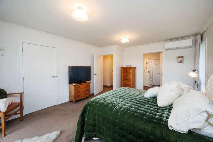 65 Reid Line West Feilding_24