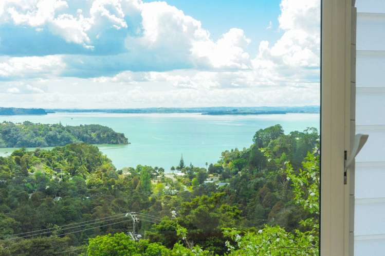 137 Victory Road Laingholm_8