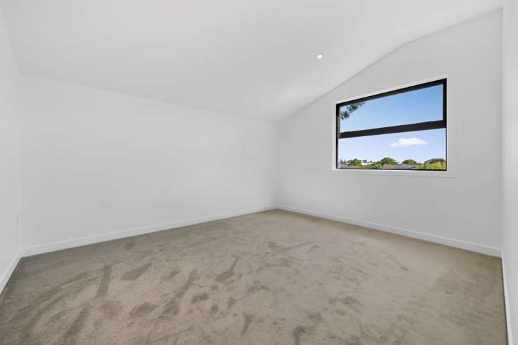 4/97 Cook Street Howick_14