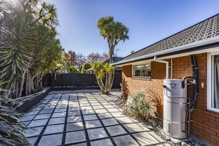 59 Uxbridge Street Redwood_19