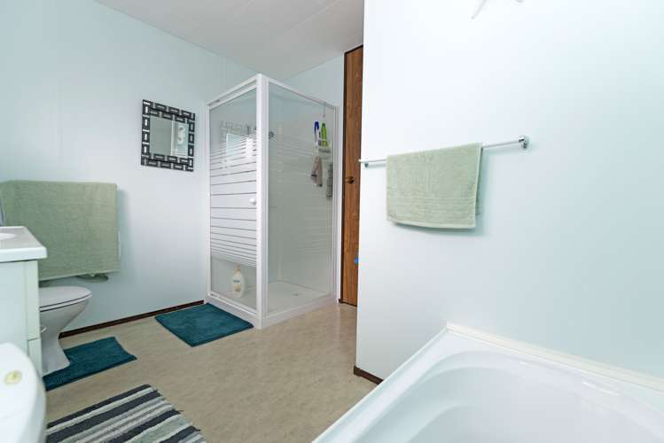 2/78 Parrs Cross Road Henderson_8