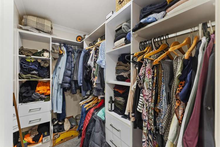 19 Cayman Close Shirley_9