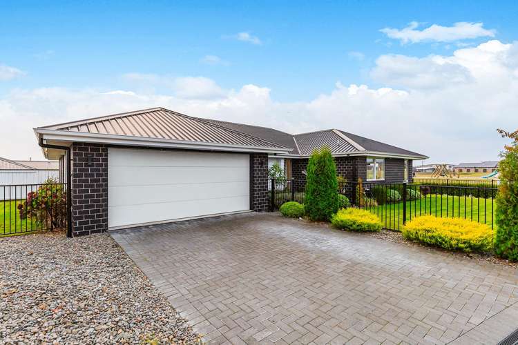 2 Roto Close Wharewaka_29