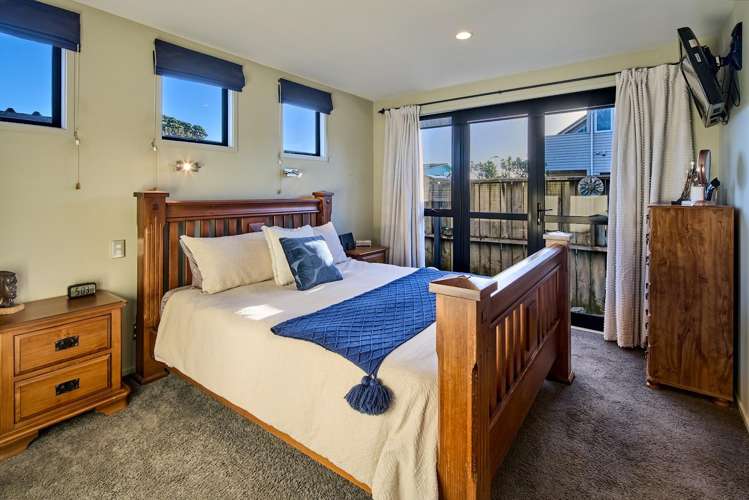 2 Toms Road Titahi Bay_10
