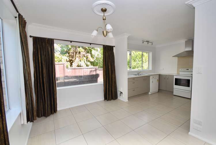 2/140 Nile Road Milford_3