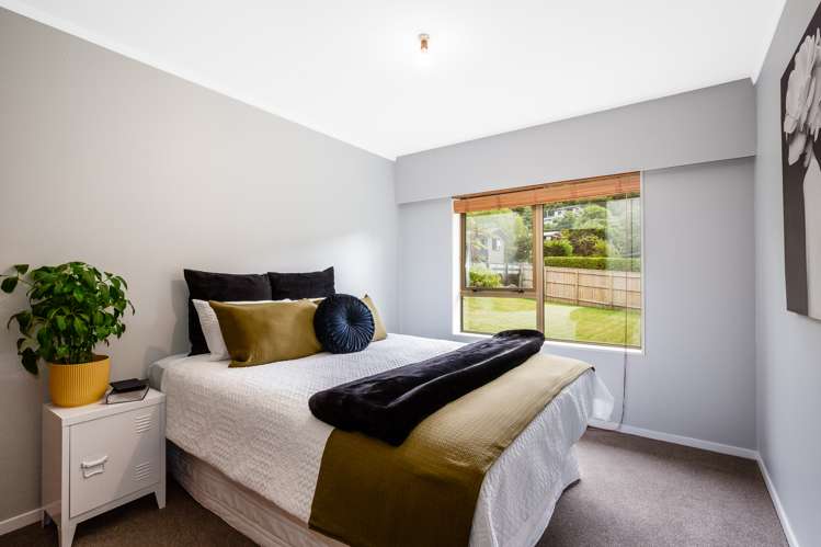 2 Pohue Grove Stokes Valley_20