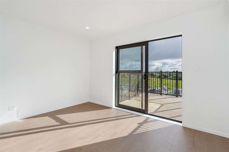 31 Falcon Crescent Hobsonville_9