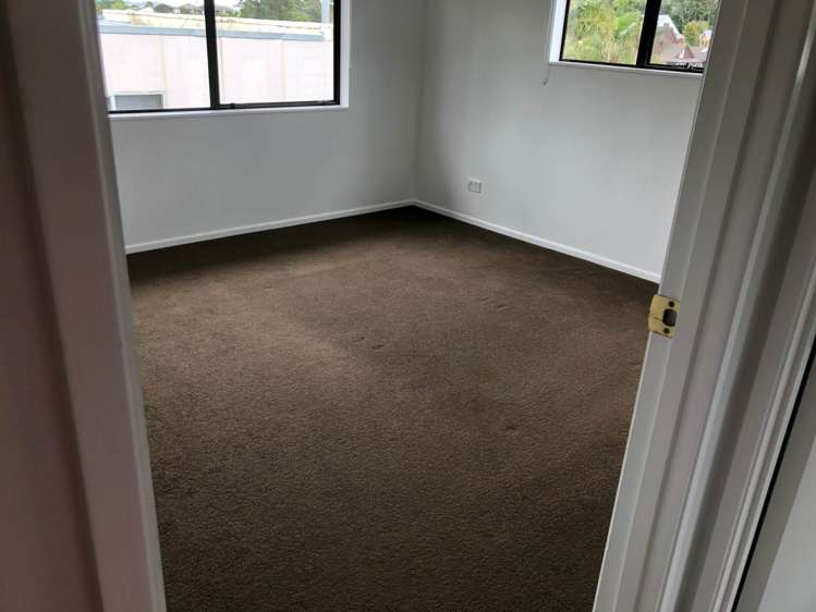 41b Brian Crescent Stanmore Bay_7