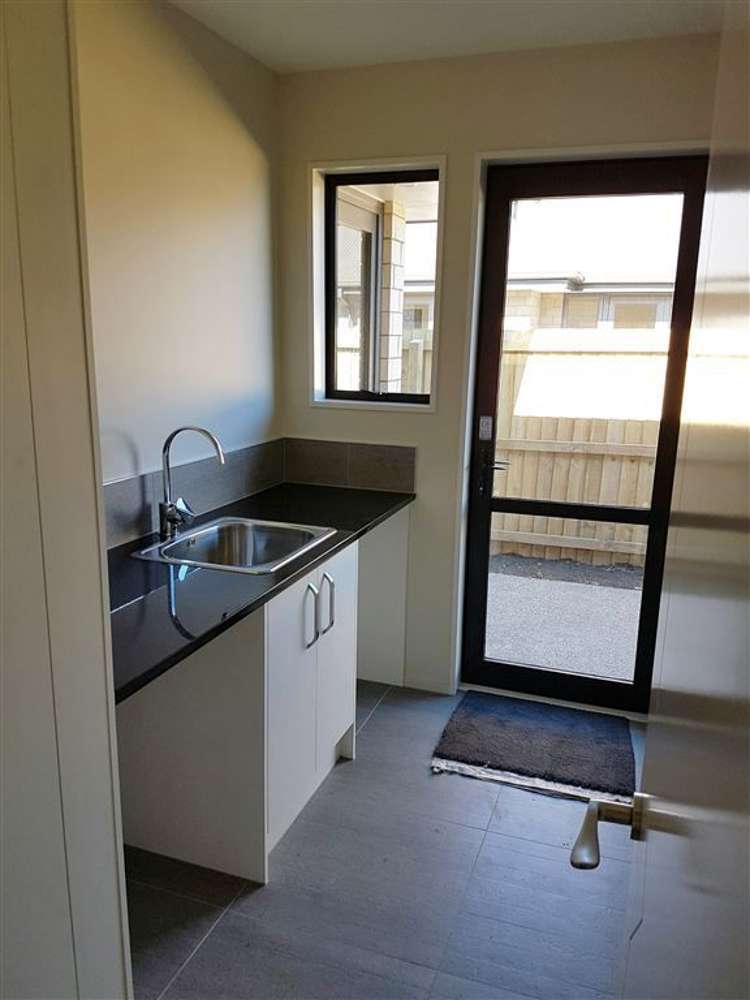 21 Edwin Ebbett Place Wigram_14