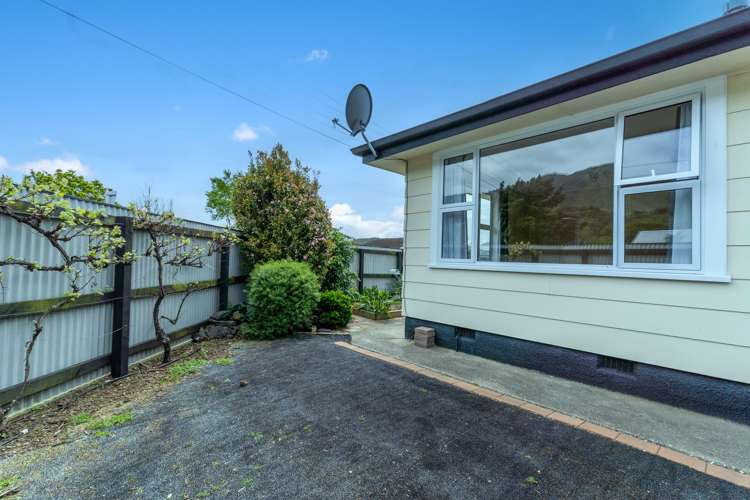 8 Buller Street Picton_16