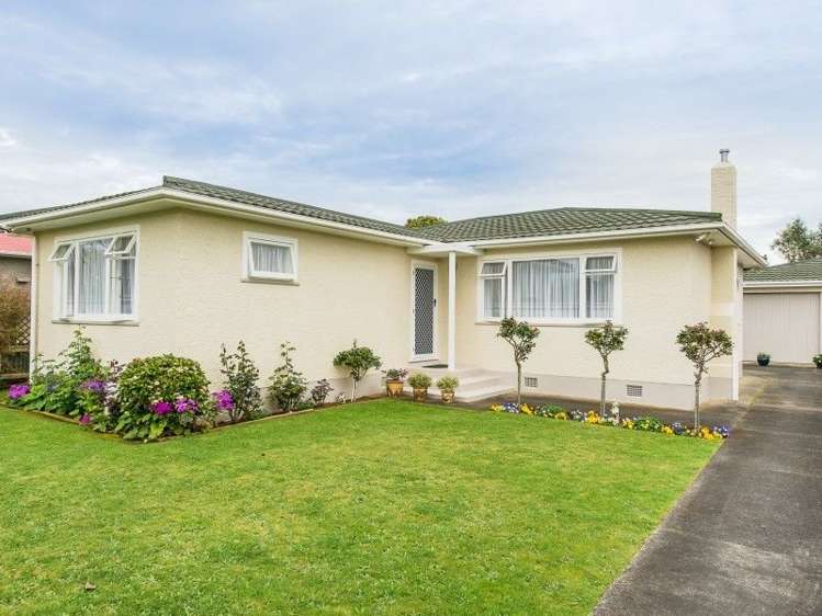 30 Selwyn Crescent College Estate_0