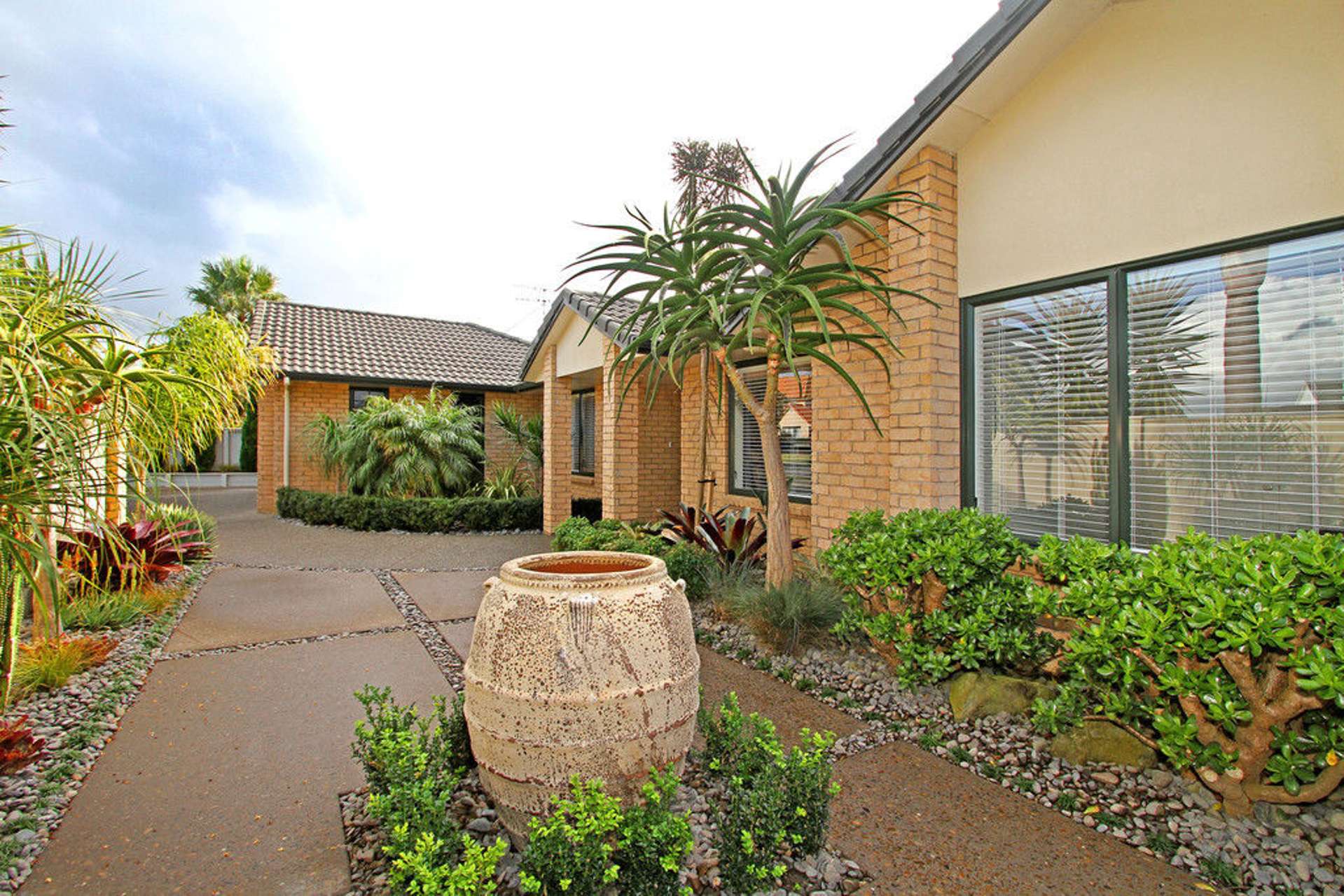 46 Alec Craig Way Gulf Harbour_0