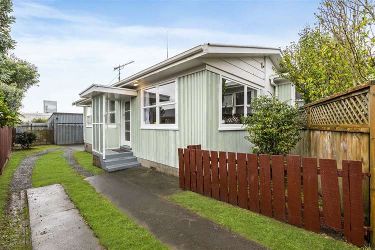 2/46 Howard Hunter Avenue Saint Johns_1