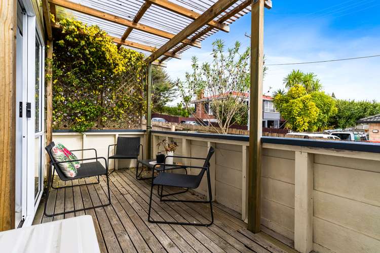 1/25a Clark Road Pahurehure_12