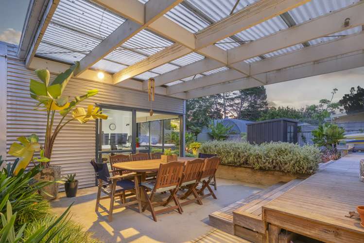 100 Old Mill Road Westmere_11