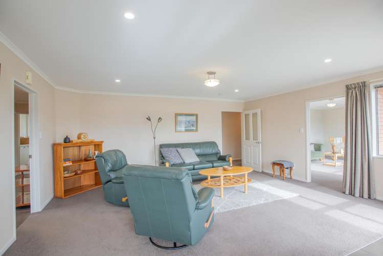 21 Talboys Drive Winton_6