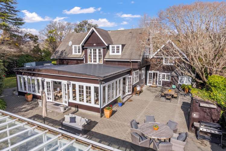 291 Fergusson Drive Heretaunga_14