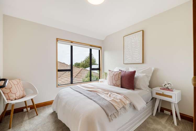 2/155 Yaldhurst Road Upper Riccarton_13