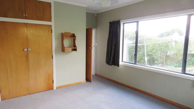 15 Lyndhurst Road Tawa_7