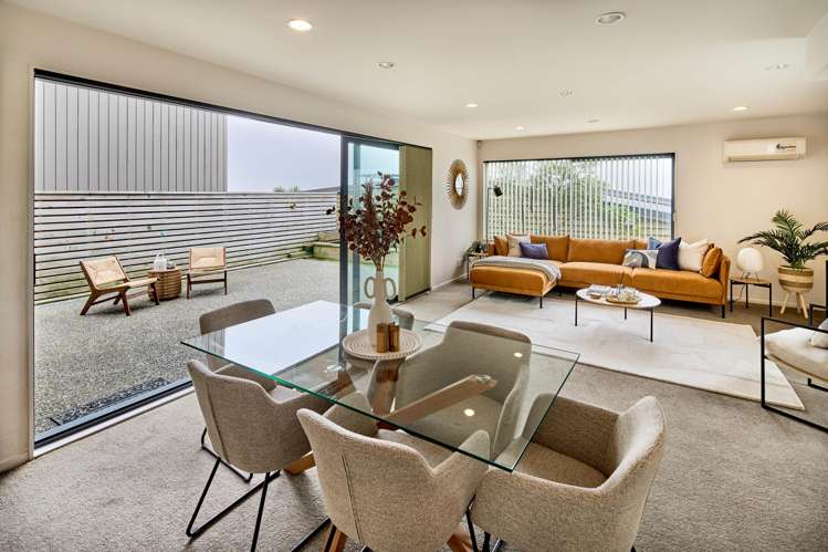 9 Lacebark Lane Woodridge_1