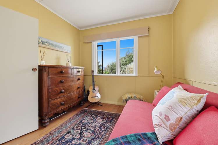 7 Raynbird Street Company Bay_16